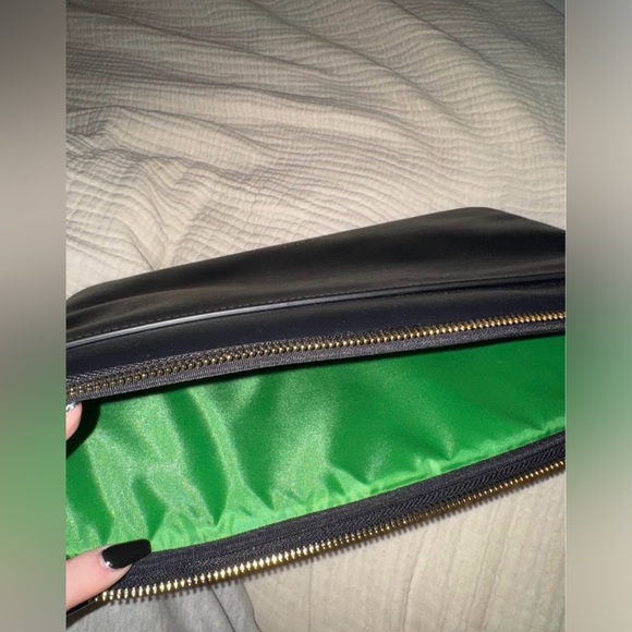 Kate Spade Black 16in Sleeve - Picture 2 of 3